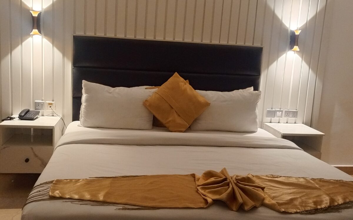 Rooms Rooms